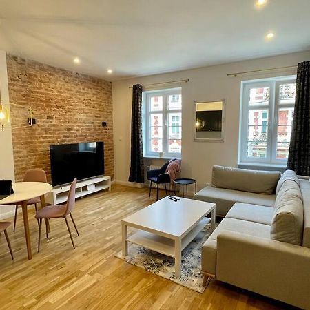 Luxury Apartment In Gliwice Near Town Square Exterior photo